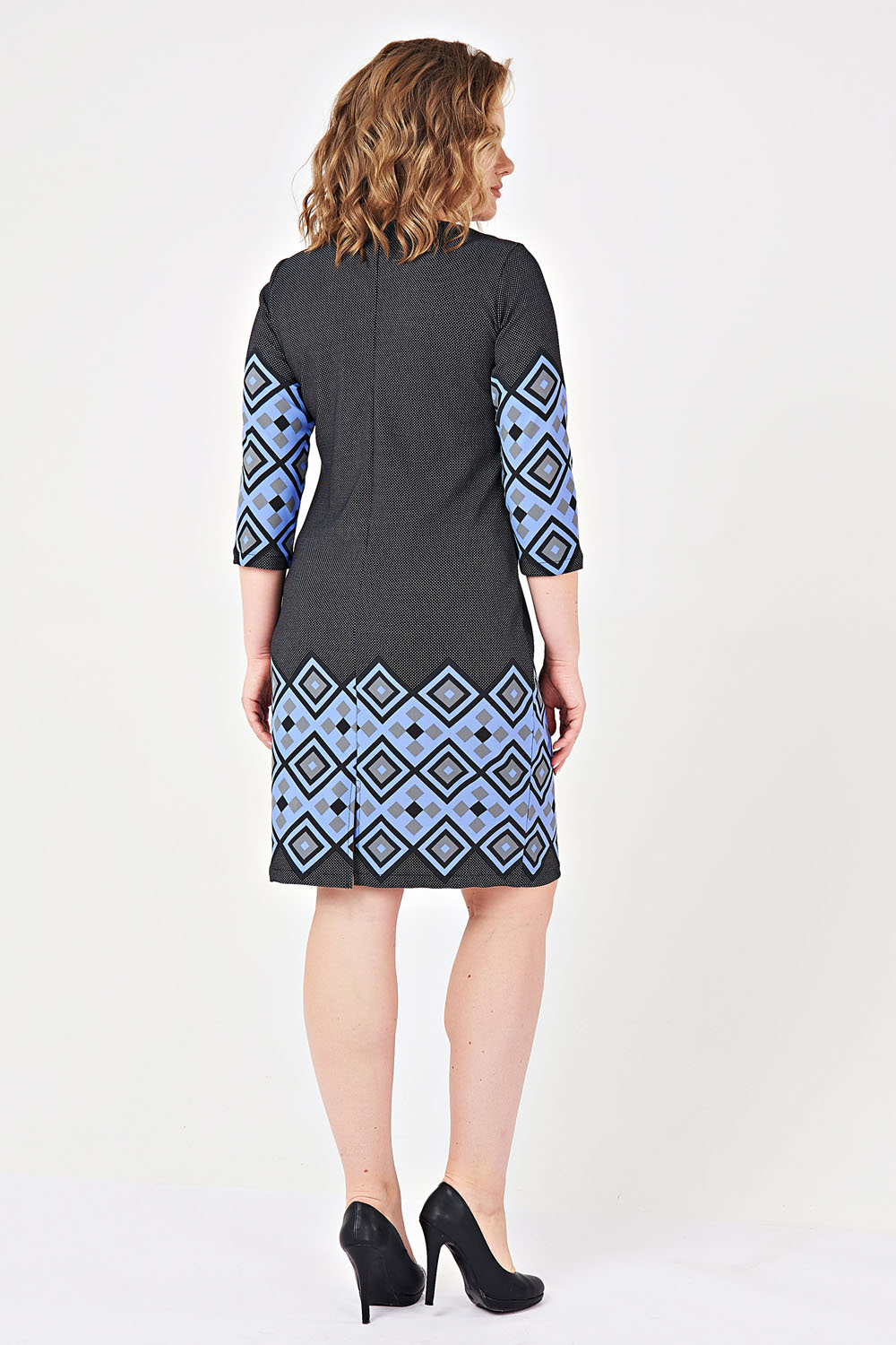 Фото товара 16397, платье с геометрическим рисунком